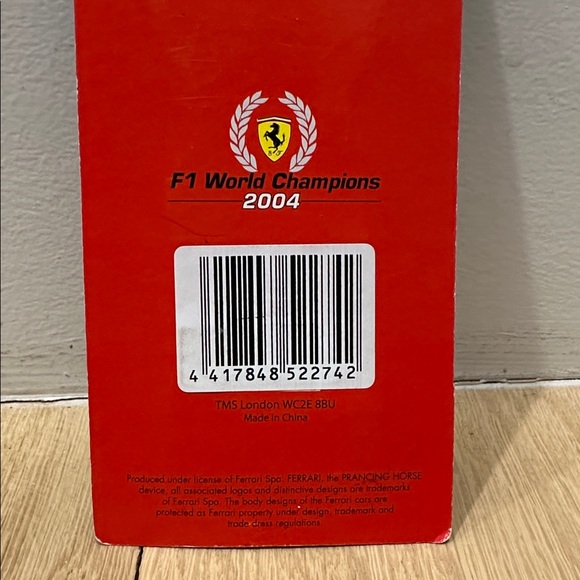 Ferrari Red Racing Car Keychain - Picture 8 of 9